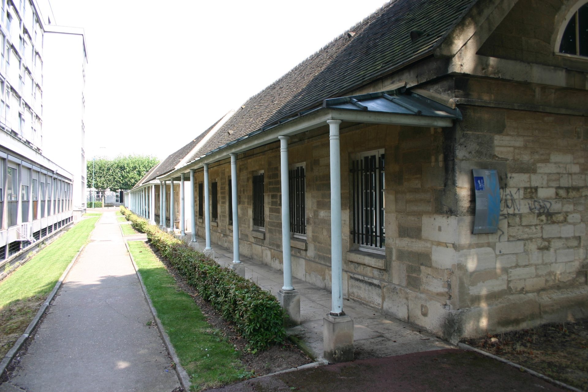Petites Loges, Hopital de la Salpetriere, Paris - 04.JPG
